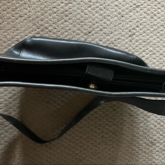 Vintage Coach Hobo Chelsea - Picture 8 of 11